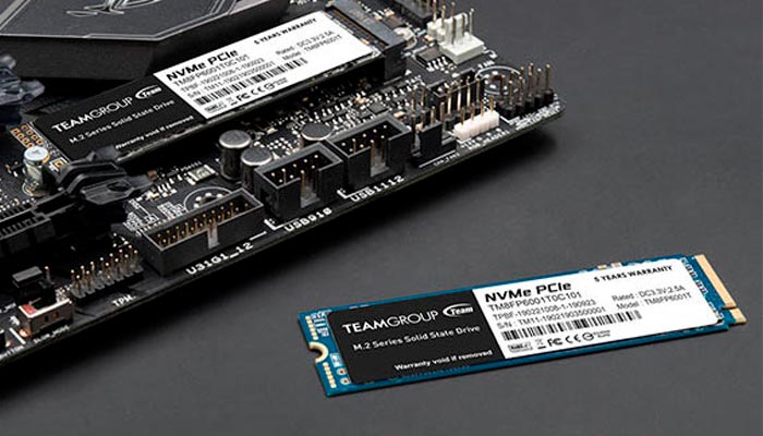 UNIDAD SSD M.2 PCIe 512GB TEAMGROUP MP33